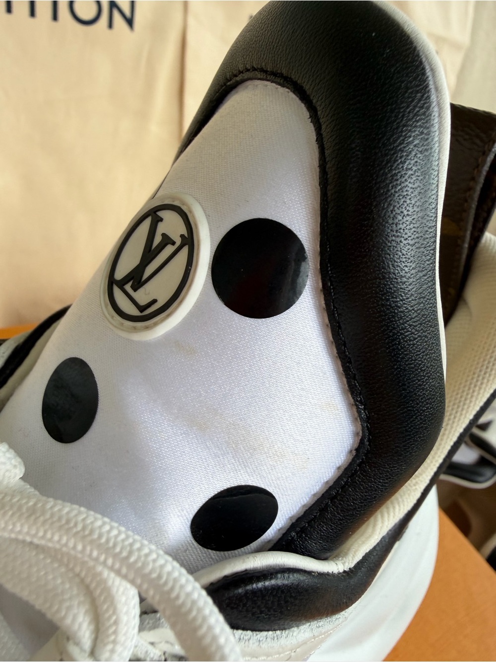 Louis Vuitton Archlight Polka Dot White and Black Chunky Runner Sneakers - Picture 11 of 16